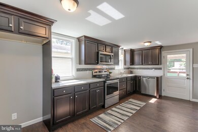 115 S 1st St, Lemoyne, PA 17043 - photo 2