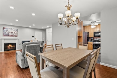 22123 Burbank Blvd, Woodland Hills, CA 91367 - photo 3