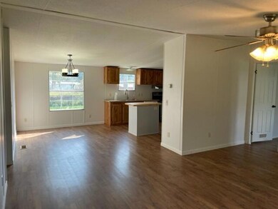 Living Rm to Dining Area