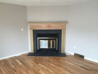 32 Frederick St unit 4, Dracut, MA 01826 - photo 7