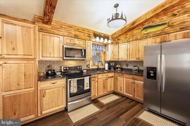 54 Butterfly Ln, Great Cacapon, WV 25422 - photo 7