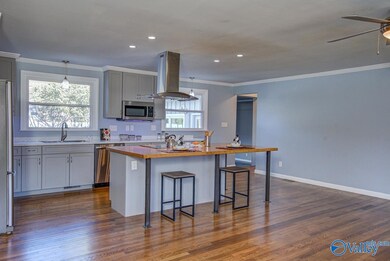 216 Southcrest Dr SW, Huntsville, AL 35802 - photo 6