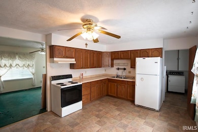 1719 S Seneca St, Ellettsville, IN 47429 - photo 4