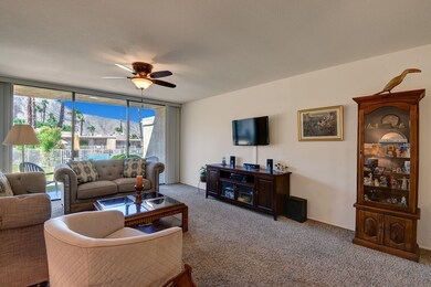LIVING ROOM TO MOUNTAINS MLS