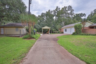 227 Fm 723 Rd, Rosenberg, TX 77471 - photo 3