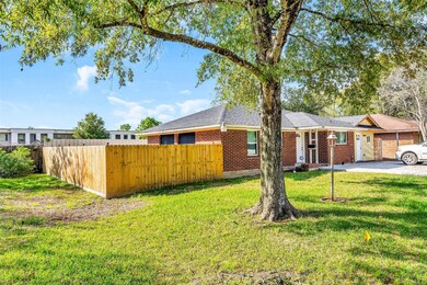 3946 Faulkner St, Houston, TX 77021 - photo 5