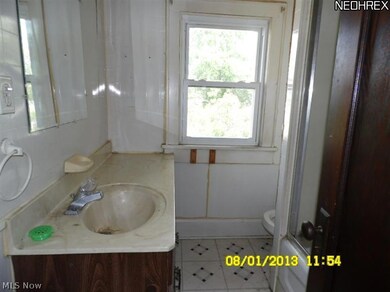 2311 11th St SW, Canton, OH 44706 - photo 5