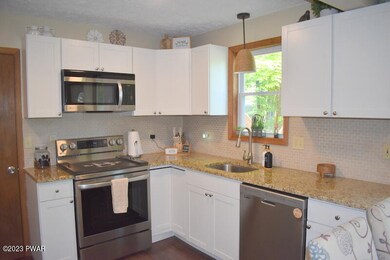 1127 Commanche Cir, Jefferson Township, PA 18436 - photo 5