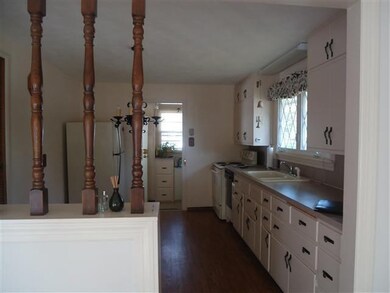 2642 Monger Ave, Elkhart, IN 46517 - photo 5