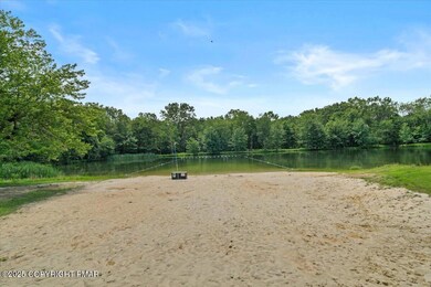 4421 Arrow Ln, Kunkletown, PA 18058 - photo 6