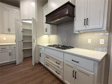 4628 SW Robinson Dr, Raymore, MO 64083 - photo 3