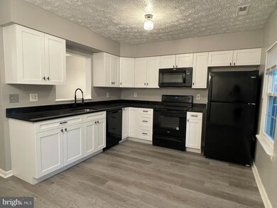 18674 Winding Creek Place, Germantown, MD 20874 - photo 5