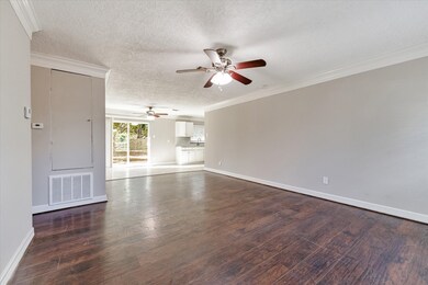 5930 Patridge Dr, Pearland, TX 77584 - photo 5