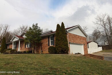114 Cedar Brook Ct, Mount Washington, KY 40047 - photo 2