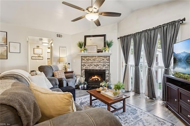 2108 Rocky Point Run unit D, Chesapeake, VA 23320 - photo 5