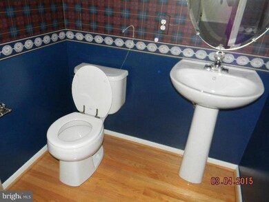 20805 Gaelic Ct, Germantown, MD 20874 - photo 3