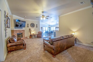 805 E 94th St, Odessa, TX 79765 - photo 4