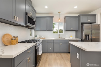 8416 Duncan Ave S, Seattle, WA 98118 - photo 7