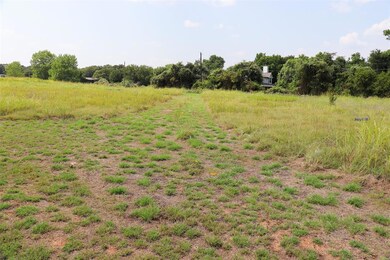 732 Silver Creek Rd, Azle, TX 76020 - photo 2