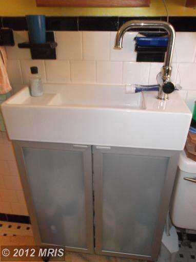 426 Westshire Dr, Catonsville, MD 21228 - photo 5