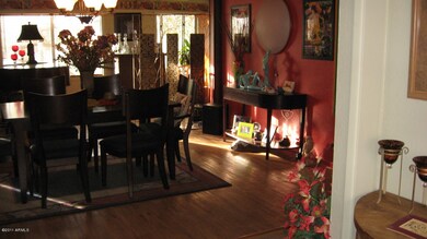 1432 E Dunlap Phoenix view diningroom