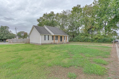 2426 Floyd Ave, Murfreesboro, TN 37127 - photo 3