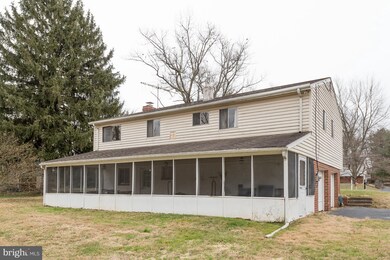 1296 E Evergreen Dr, Phoenixville, PA 19460 - photo 4