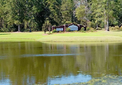 305 Plantation Dr, Jacksonville, NC 28546 - photo 4