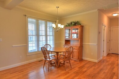 15 Mahogany Dr, Stuarts Draft, VA 24477 - photo 4