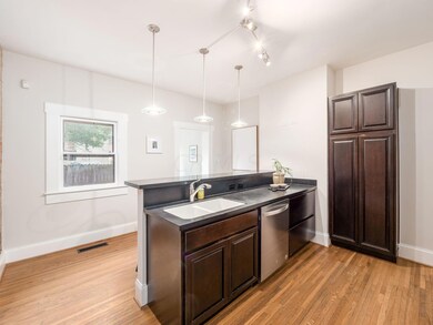 309 E Kossuth St, Columbus, OH 43206 - photo 5