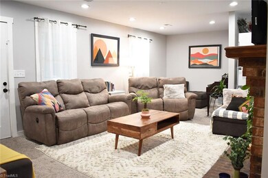 2252 Lucy Ln, Asheboro, NC 27205 - photo 4