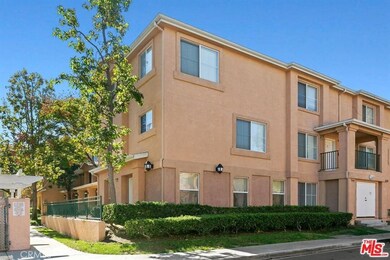 1050 Harbor Heights Dr unit I, Harbor City, CA 90710 - photo 2