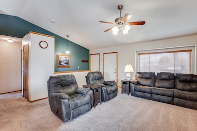 1733 N Mcrae Ct, Goddard, KS 67052 - photo 5