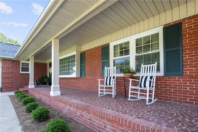 437 Dwirewood Dr, Fayetteville, NC 28303 - photo 4