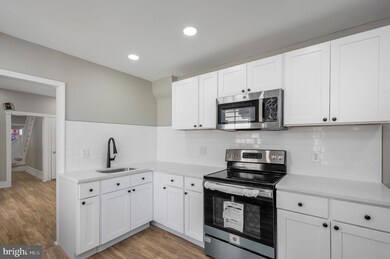 916 Locust St, Reading, PA 19604 - photo 6