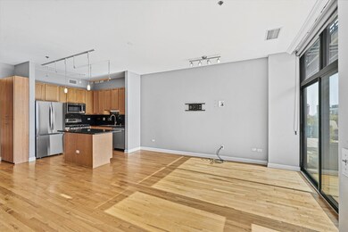 Prairie Avenue Lofts unit 928, Chicago, IL 60616 - photo 4