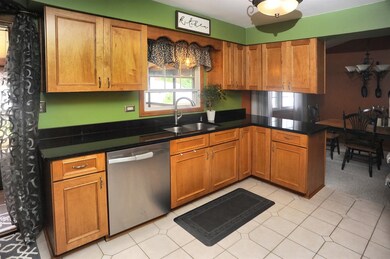 8796 Mathews Ln, Crown Point, IN 46307 - photo 6