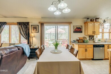 2122 Sommer Dr N, Mandan, ND 58554 - photo 7