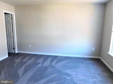 5778 Indian Cedar Ct, Frederick, MD 21703 - photo 7