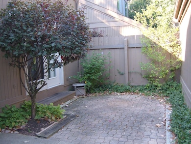 2113 Brookhurst Ave, Columbus, OH 43229 - photo 3