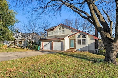 522 Forestglen Ln, Lansing, KS 66043 - photo 2