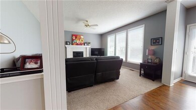 4729 Mund Rd, Shawnee, KS 66218 - photo 5