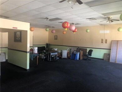 3805 Pontchartrain Dr unit 11-12, Slidell, LA 70458 - photo 2