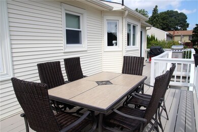 7 Huckleberry Ln, West Warwick, RI 02893 - photo 6