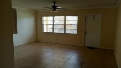 16 Dorset A, Boca Raton, FL 33434 - photo 5
