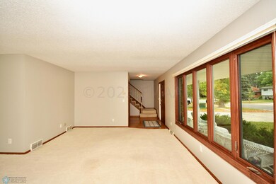 3302 Elm St N, Fargo, ND 58102 - photo 5