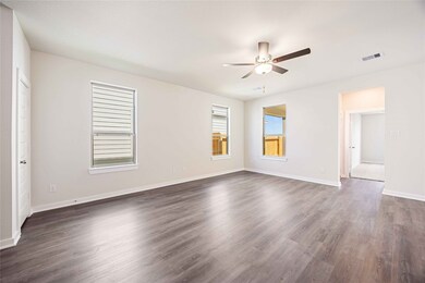 422 Tejas Village Pkwy, Beasley, TX 77417 - photo 6