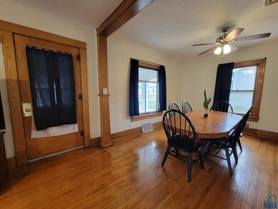 312 Elm St, Correctionville, IA 51016 - photo 5