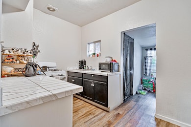408 N Orchard St, Fresno, CA 93701 - photo 7