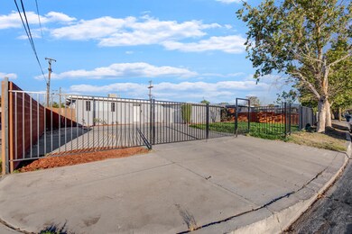 44746 3rd St E  -  HsHProd-25
